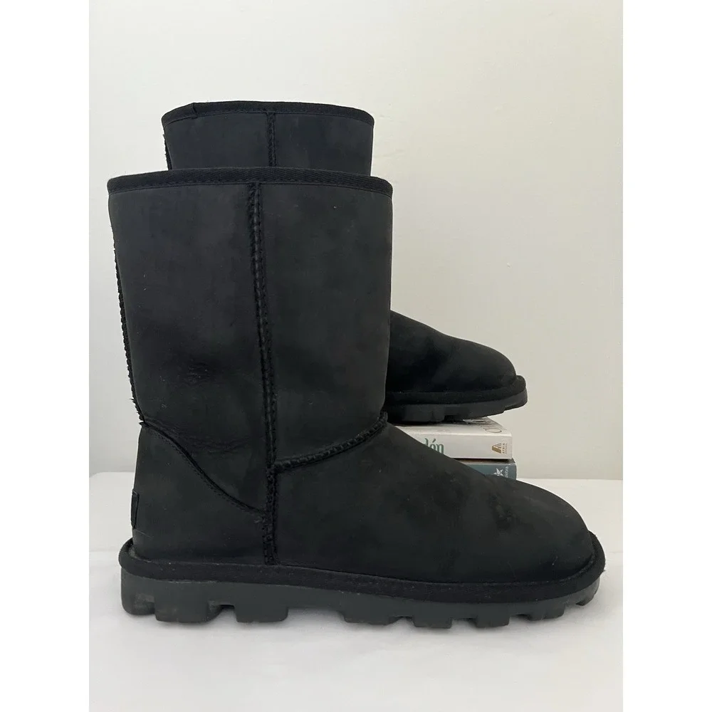 Ugg Essential Short Black Waterproof‎ Leather Warm Comfort Boots Shoes Wool Sz 7